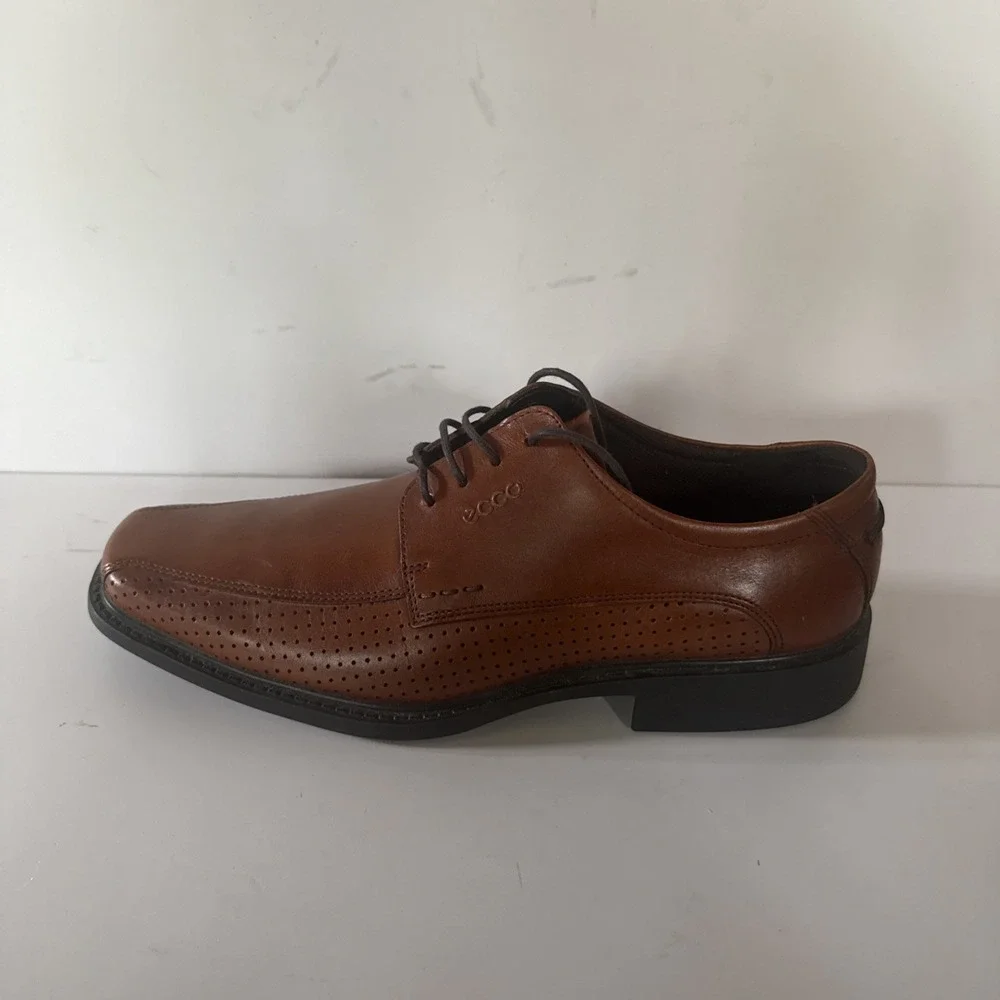 ECCO Dress Shoes Men 10.5 Brown Derby Perforated Leather EU 44